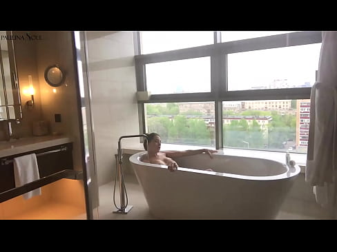 ❤️ Nena tremenda Masturbándose apaixonadamente a súa coña no baño ️❌ Vídeo anal en nós ﹏